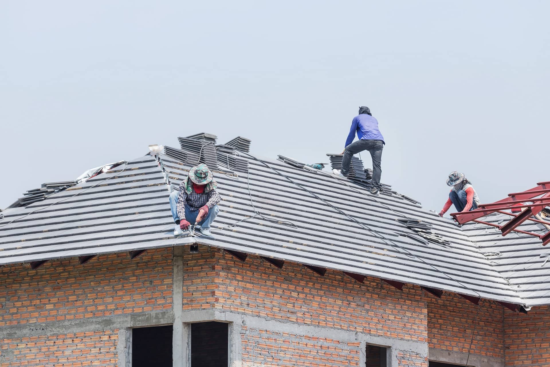 Roof installation in Benton County WA